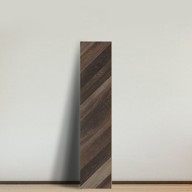 Traditional Laminate Plank Flooring Click Lock 11mm Thickness Laminate Flooring