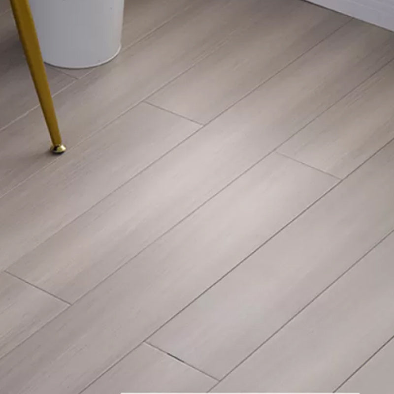 Tradition Oak Wood Hardwood Flooring Smooth Waterproof Flooring