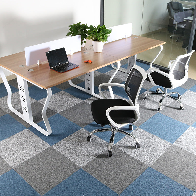 Indoor Carpet Tiles Square Pattern Multi Level Loop Peel and Stick Carpet Tiles