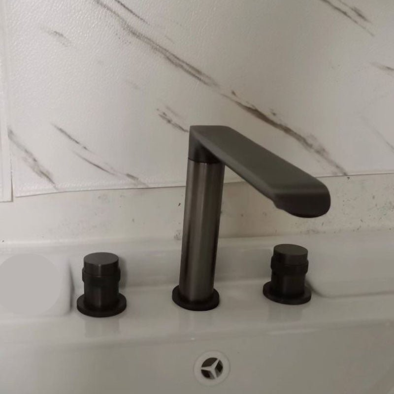 Modern Brass Tub Faucet with 2 Handles Deck Mount Bathroom Faucet