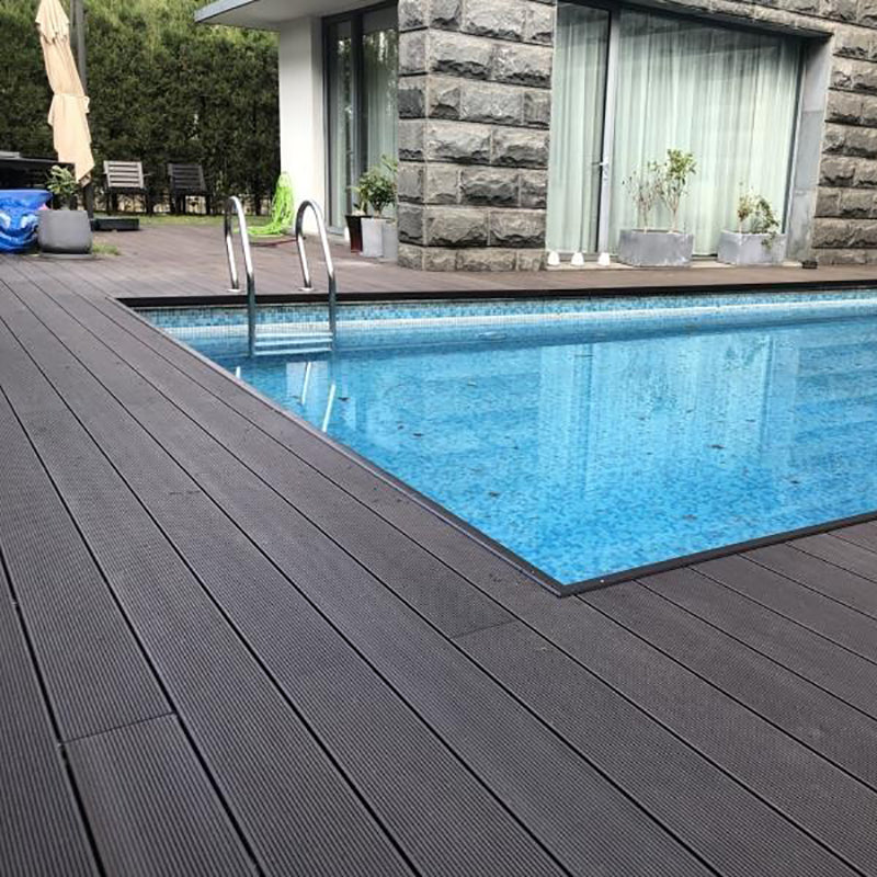Striped Pattern Patio Flooring Tiles Square Nailed Flooring Tiles Garden