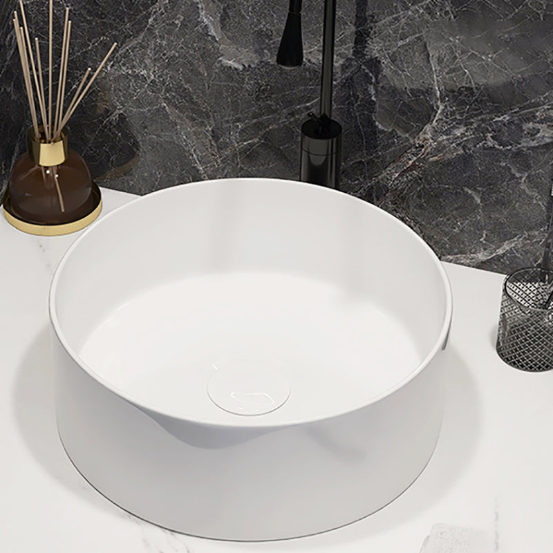 Modern Style Vessel Bathroom Sink Round Ceramic Vessel Bathroom Sink in White