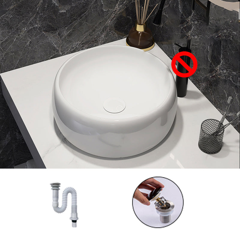 Modern Style Vessel Bathroom Sink Round Ceramic Vessel Bathroom Sink in White
