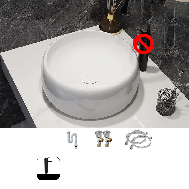 Modern Style Vessel Bathroom Sink Round Ceramic Vessel Bathroom Sink in White