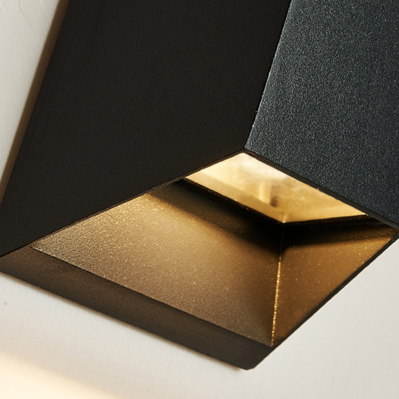 LED Modern Metal Wall Sconce Geometric Shape Wall Light with Glass Shade for Courtyard