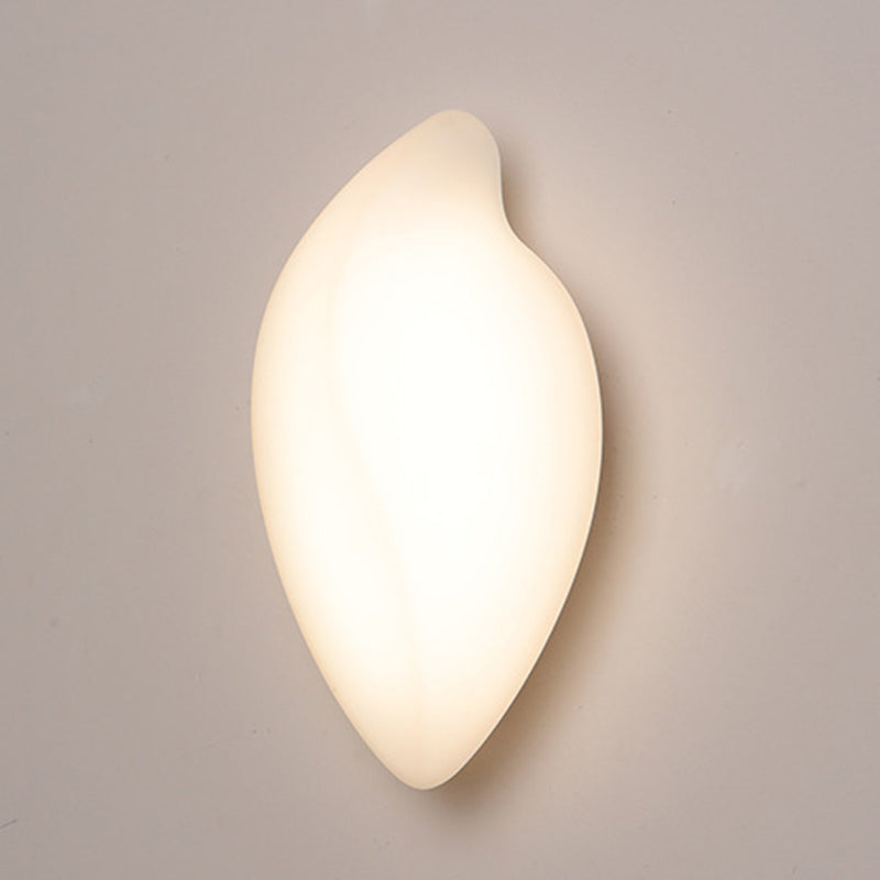 Single Modernism Wall Mounted Sconce White Acrylic Wall Light for Bedroom