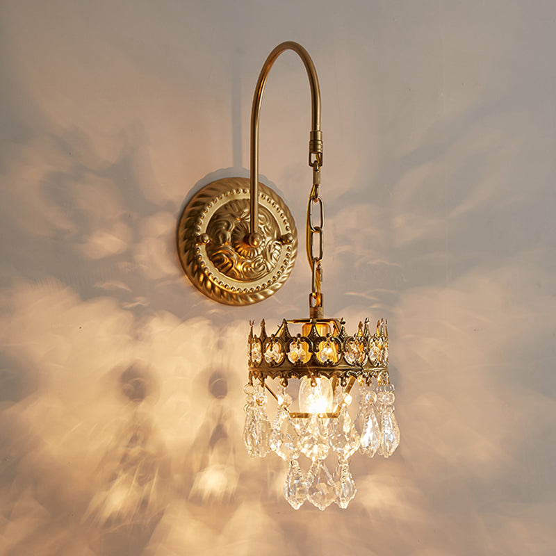 Modern Style Metal Wall Sconce Crystal Shade Wall Light for Dining Room