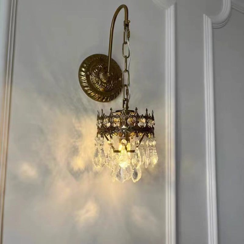 Modern Style Metal Wall Sconce Crystal Shade Wall Light for Dining Room