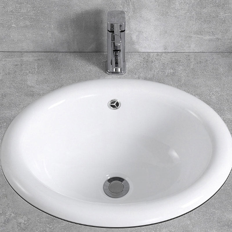 Contemporary Bathroom Sink with Overflow Porcelain Round Vessel Lavatory Sink