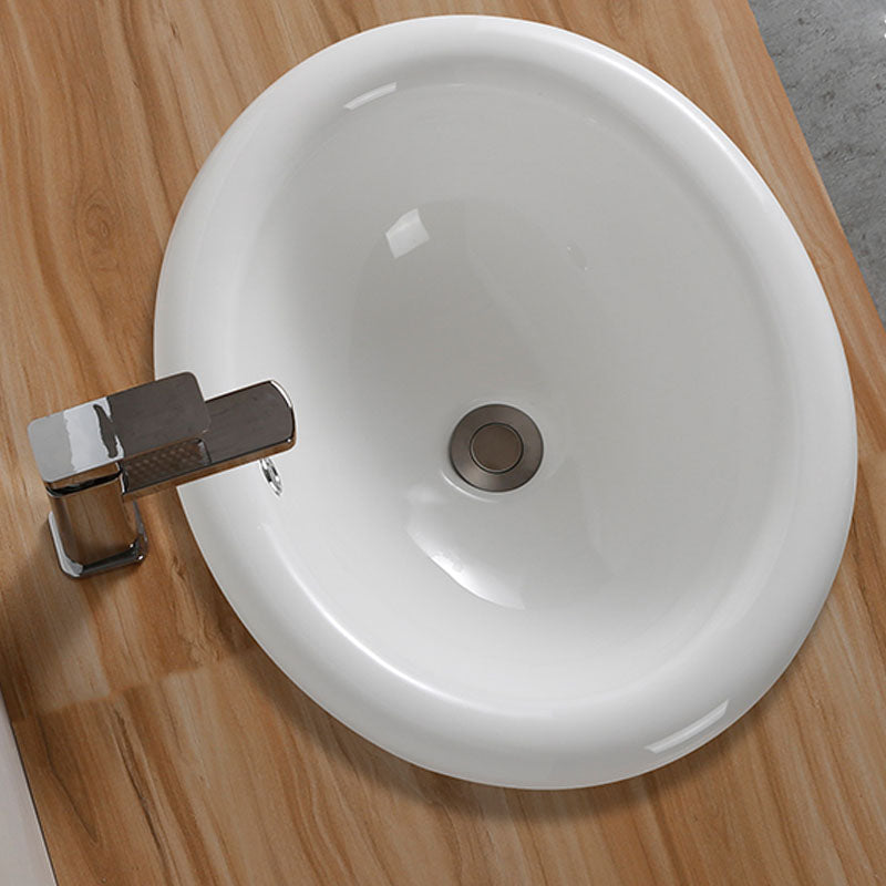 Contemporary Bathroom Sink with Pop-Up Drain Porcelain Oval-Shape Undermount Bathroom Sink