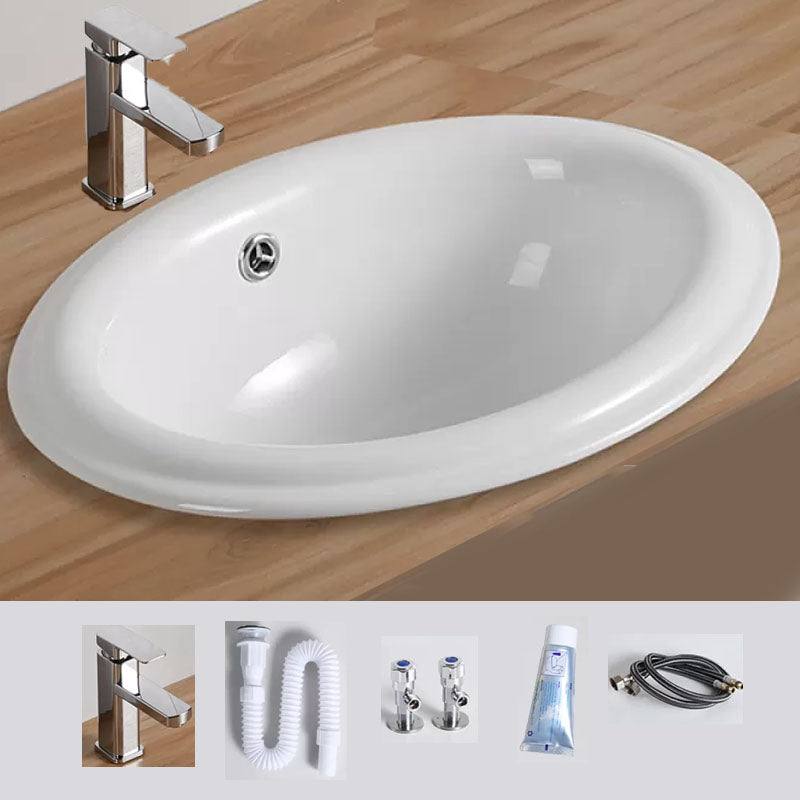 Contemporary Bathroom Sink with Pop-Up Drain Porcelain Oval-Shape Undermount Bathroom Sink