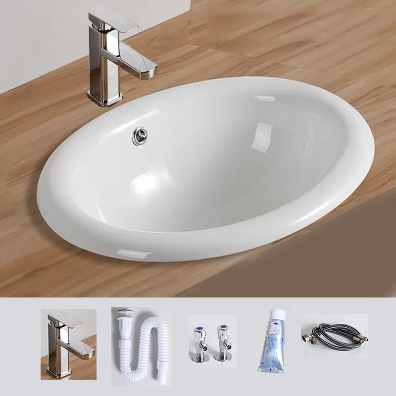 Contemporary Bathroom Sink with Pop-Up Drain Porcelain Oval-Shape Undermount Bathroom Sink