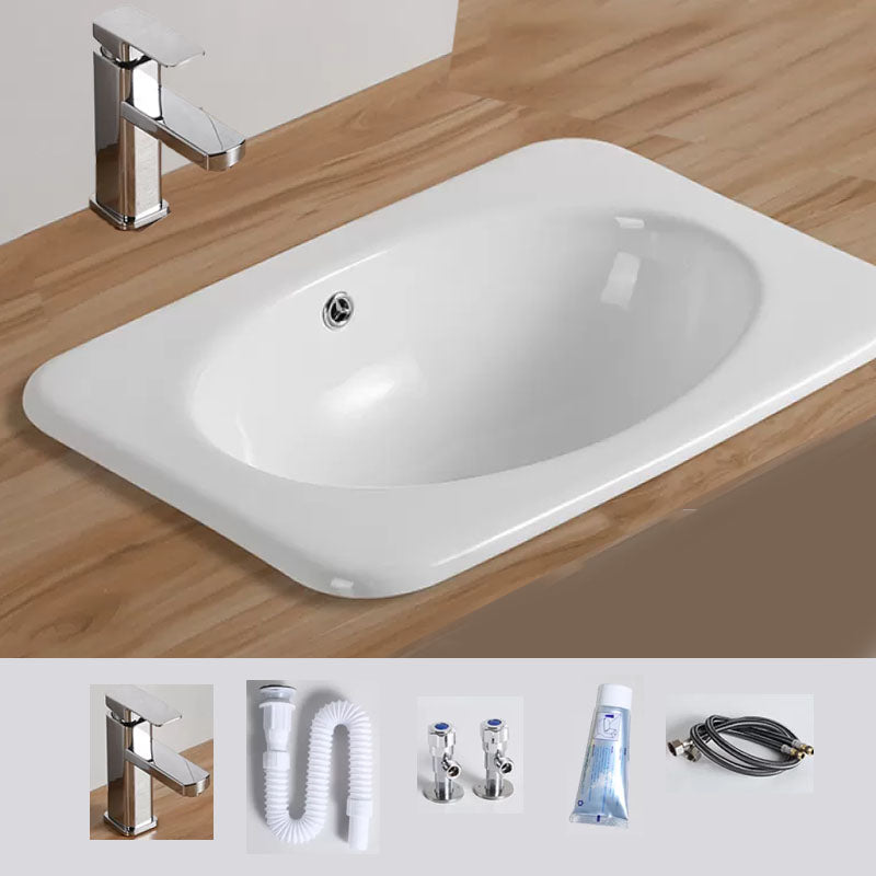 Contemporary Bathroom Sink with Pop-Up Drain Porcelain Oval-Shape Undermount Bathroom Sink