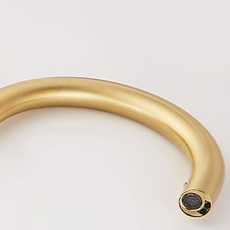 Contemporary Brass Freestanding Bathtub Faucet High Arc Bathtub Faucet