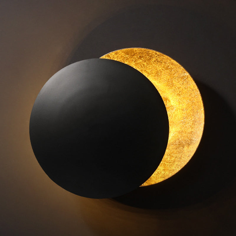 Rotatable LED Wall Sconce Post Modern Iron Round Wall Light in Gold