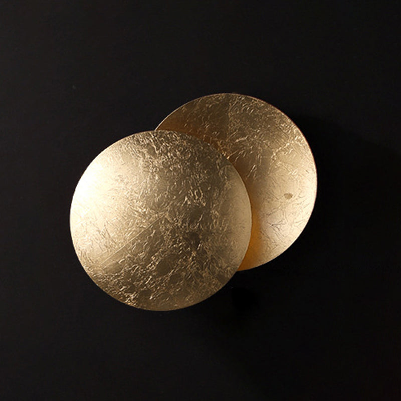 Rotatable LED Wall Sconce Post Modern Iron Round Wall Light in Gold