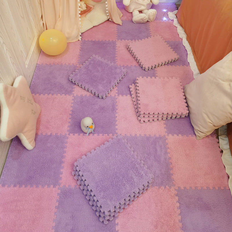 Modern Tiles and Carpet Plush Cut Interlocking Odor Resistant Carpet Tiles