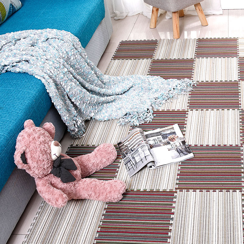 Living Room Carpet Tiles Interlocking Square Stain Resistant Carpet Tiles