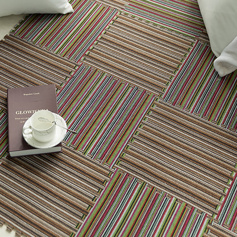 Living Room Carpet Tiles Interlocking Square Stain Resistant Carpet Tiles