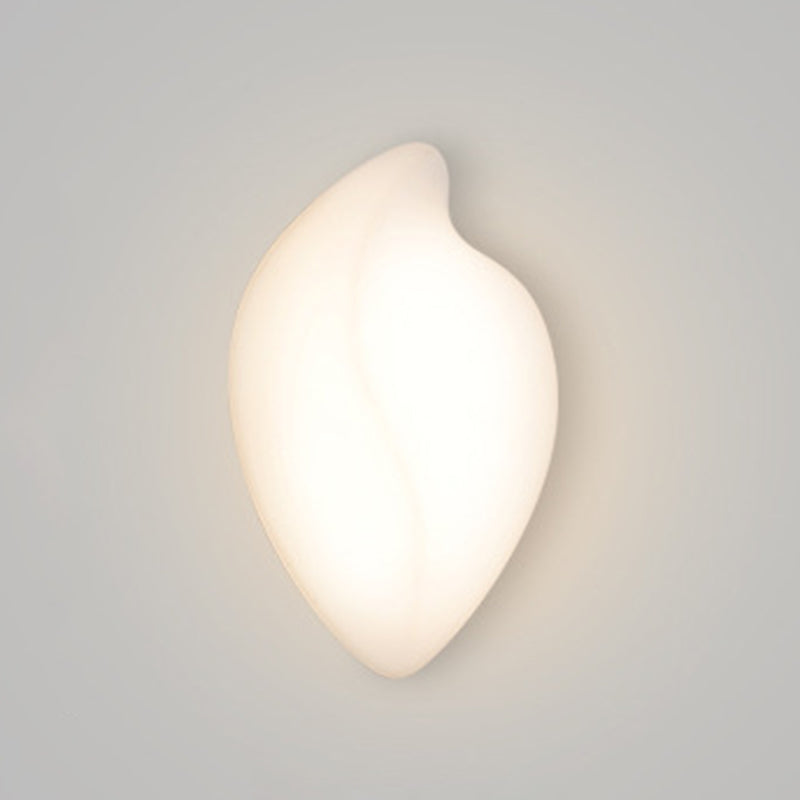 Single Modernism Wall Mounted Sconce White Acrylic LED Wall Light for Bedroom