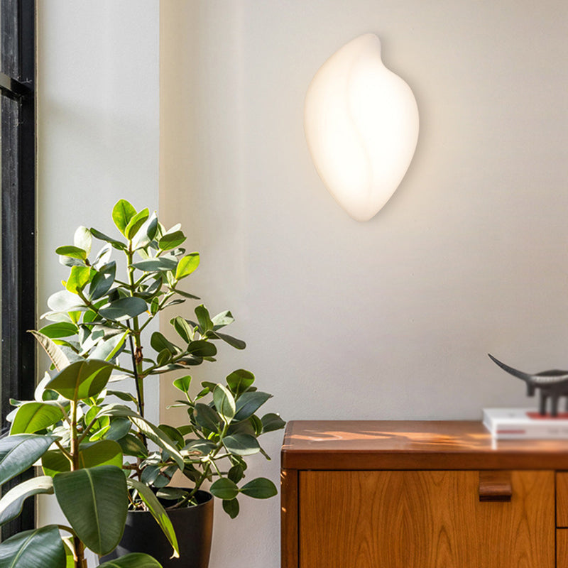 Single Modernism Wall Mounted Sconce White Acrylic LED Wall Light for Bedroom