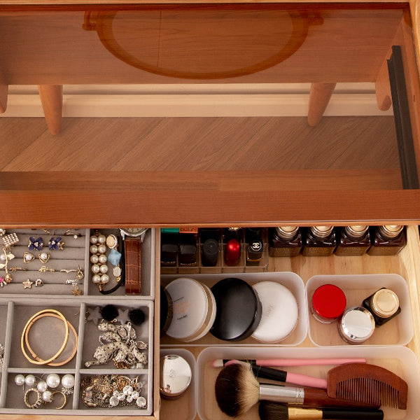 Modern Mirrored Glass Drawers Make-up Vanity with Storage for Bedroom