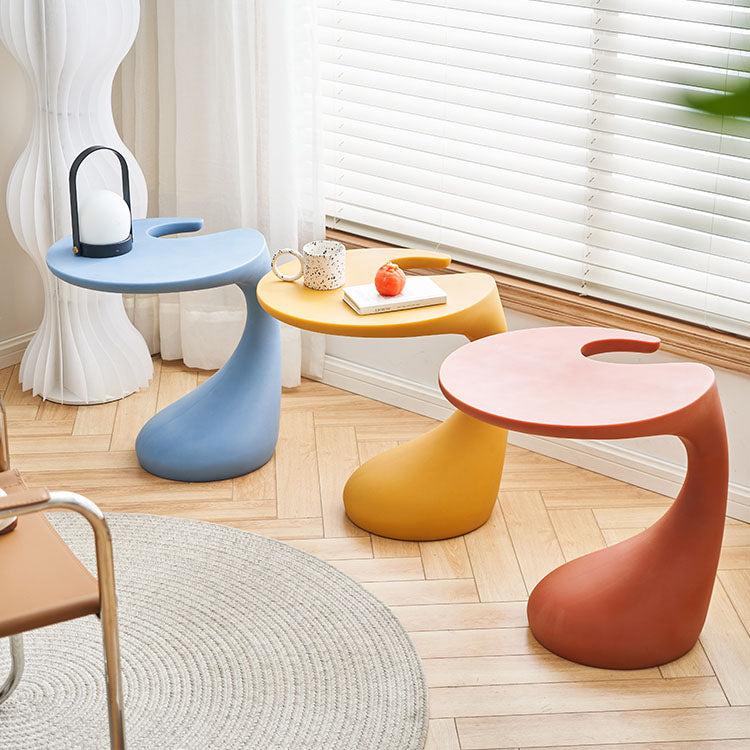 Naturally Shaped Accent Side Table Plastic C Side Table Side End Snack Table