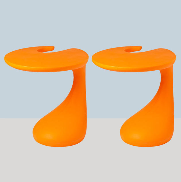 Naturally Shaped Accent Side Table Plastic C Side Table Side End Snack Table
