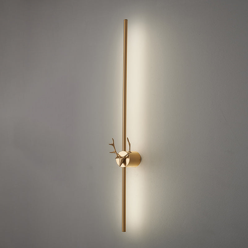 Modern Metal Wall Sconce Linear Shape LED Wall Light with Acrylic Shade for Bedroom