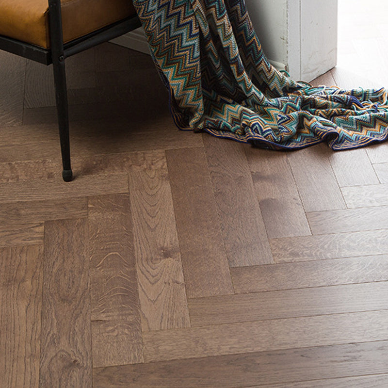 Modern Laminate Flooring Click Lock Stain Resistant Wood Laminate Plank Flooring