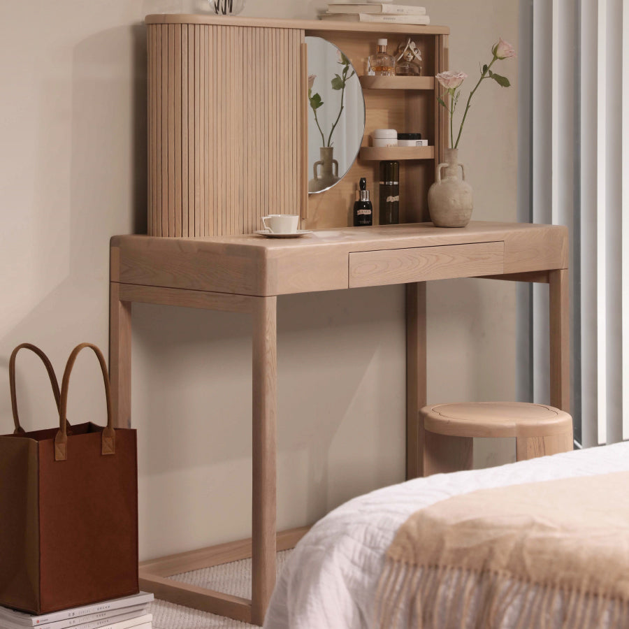 Traditional Bedroom Makeup Vanity Desk Table Solid Wood Vanity Dressing Table