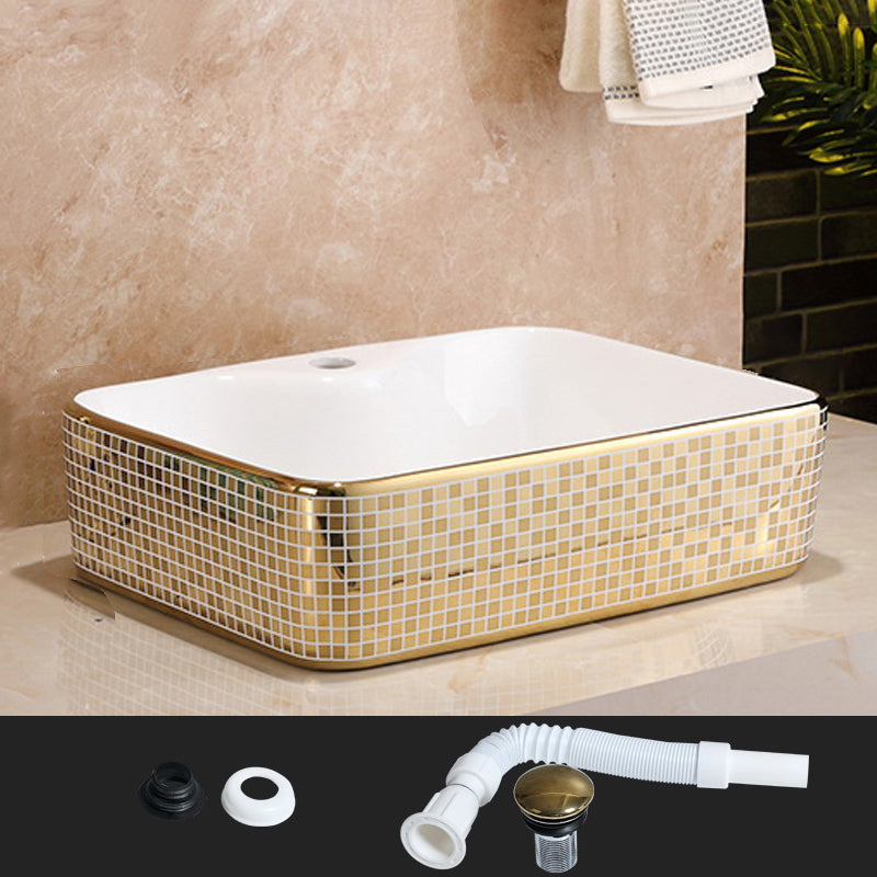 Traditional Bathroom Sink Porcelain Round Vessel Lavatory Sink with Pop-Up Drain