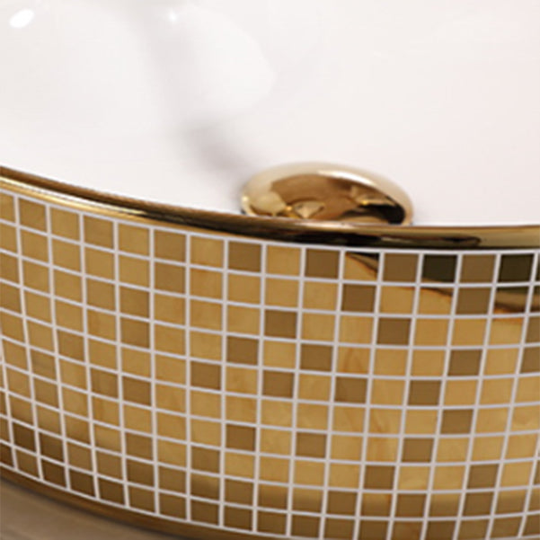 Traditional Bathroom Sink Porcelain Round Vessel Lavatory Sink with Pop-Up Drain