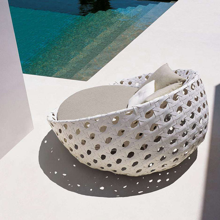 Tropical Patio Daybed Wicker/Rattan UV Resistant With Cushions Fabric