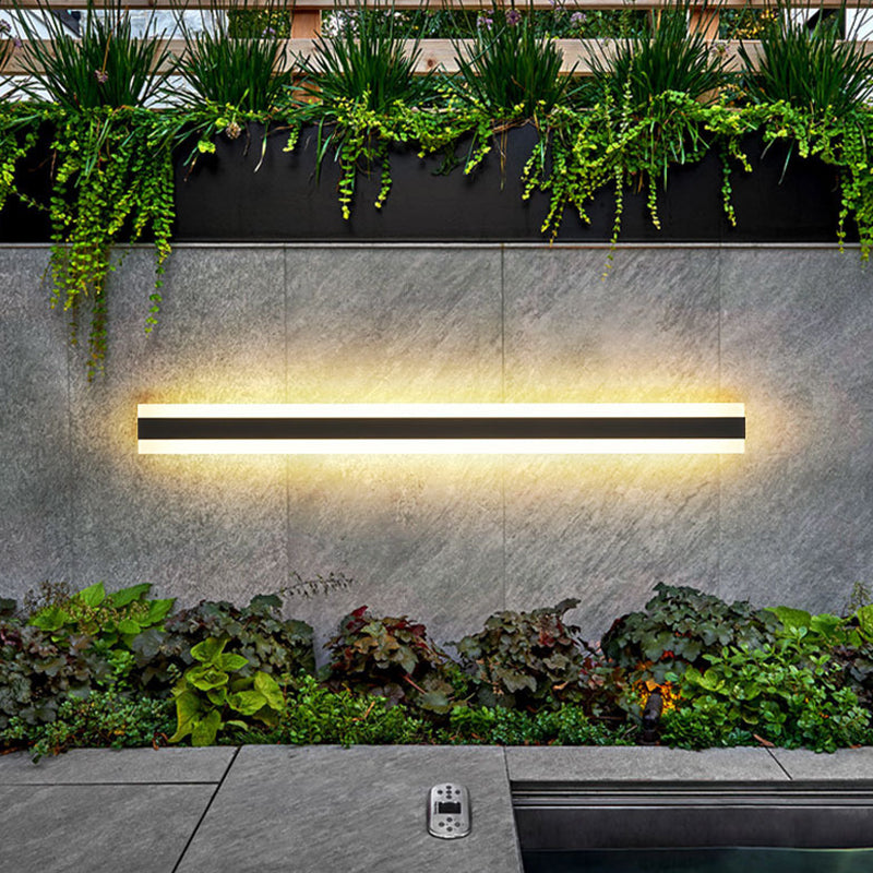 Modern Style Wall Lamp LED Waterproof Wall Mount Lamp with Acrylic Shade for Garden