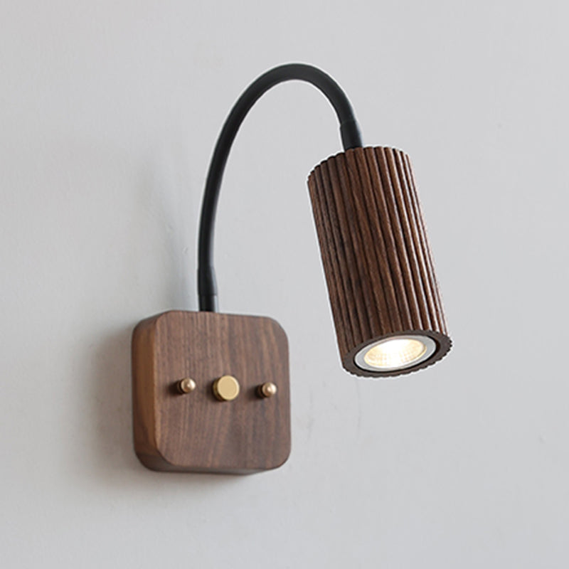 Modern Wooden Shade Wall Lighting Fixtures Cylinder Shade Wall Lamp for Bedroom