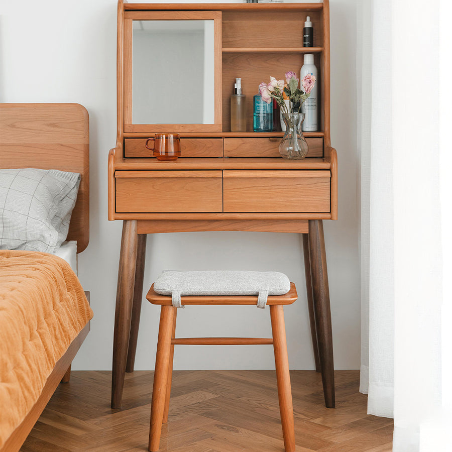 Scandinavian Makeup Vanity Mirrored Solid Wood Makeup Dressing Table