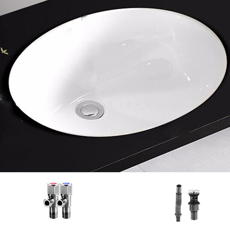 Modern Style Bathroom Sink Overflow Hole Design Oval Ceramic Bathroom Sink