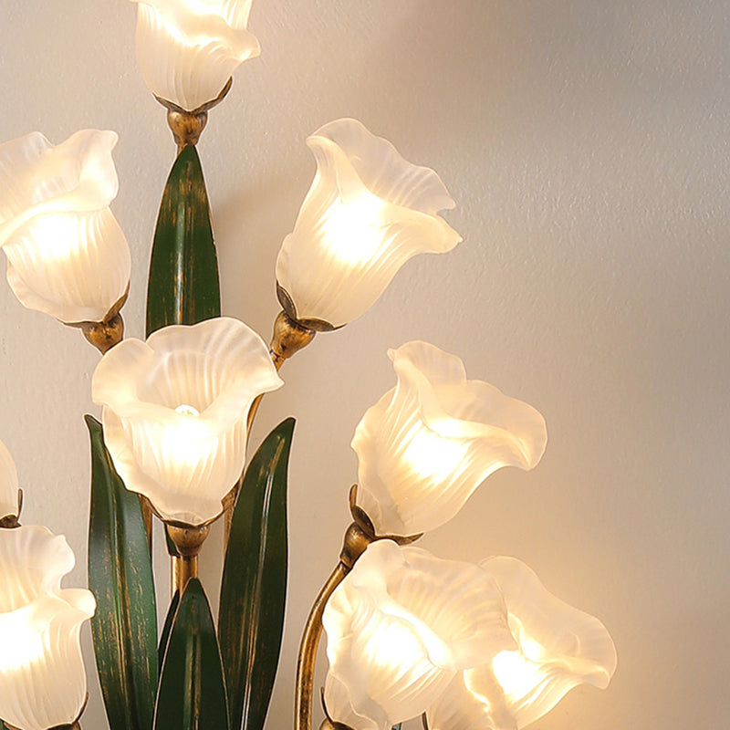 Modern Style Wall Lamp Flower Shape Wall Mount Lamp with Glass Shade for Bedroom