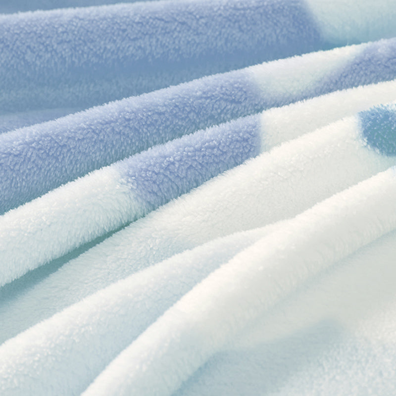 Blue Bed Sheet Floral Pattern Wrinkle-Free Fade Resistant Flannel Bed Sheet