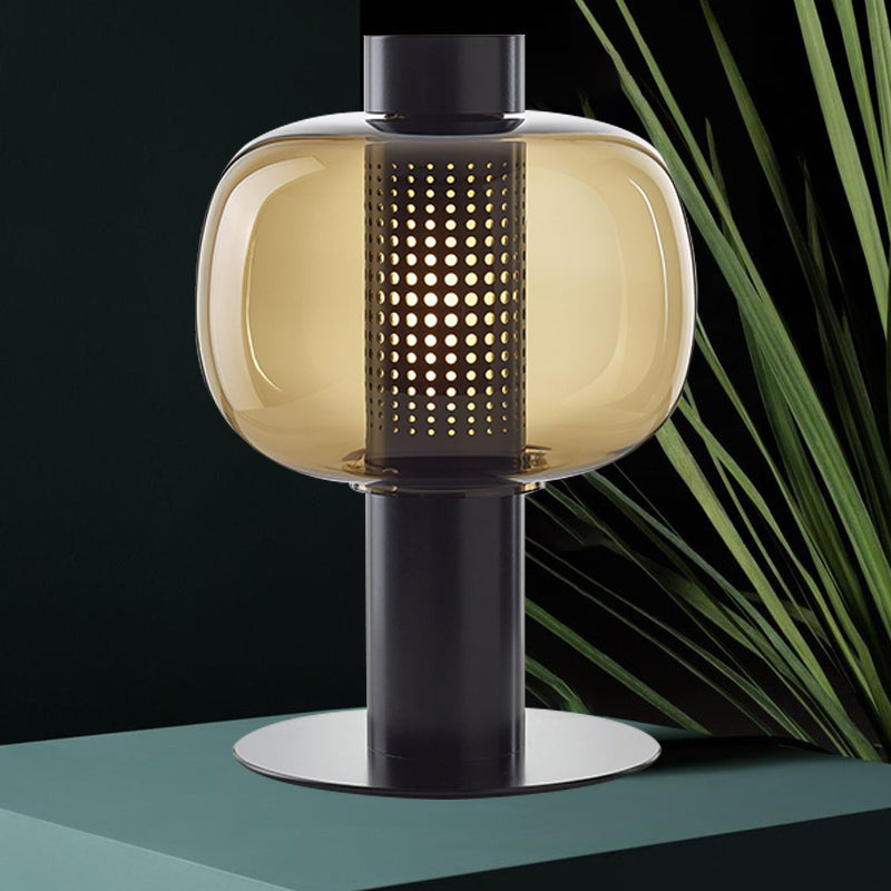 Schwarz/braun hohlrohr Tischlampe moderne LED -Metallic Desk Licht mit Fischtank klar/Cognac -Glasschatten