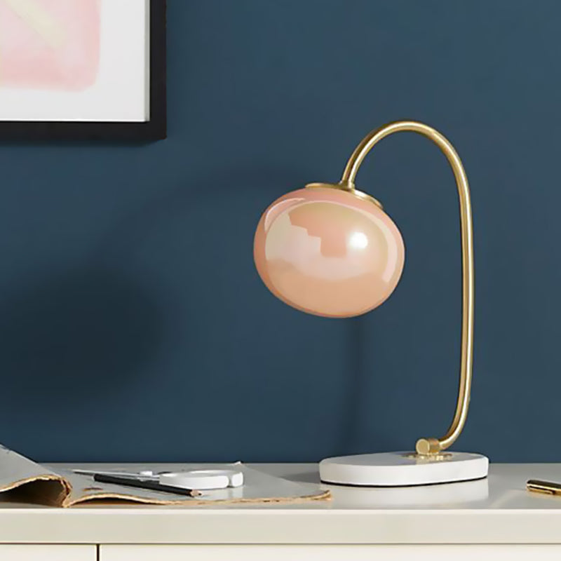 Globales Lernraum Lesebuch Hellrosa Glas LED Postmoderne Tischlampe mit Marmorbasis