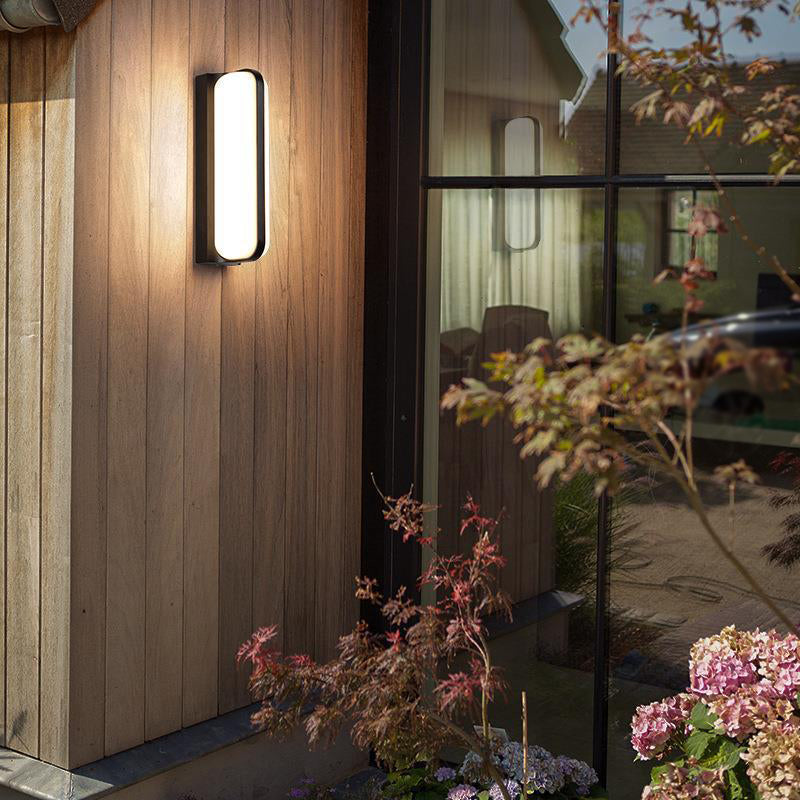 Simple Wall Sconce Waterproof Outdoor Sconce Light Fixture in Black