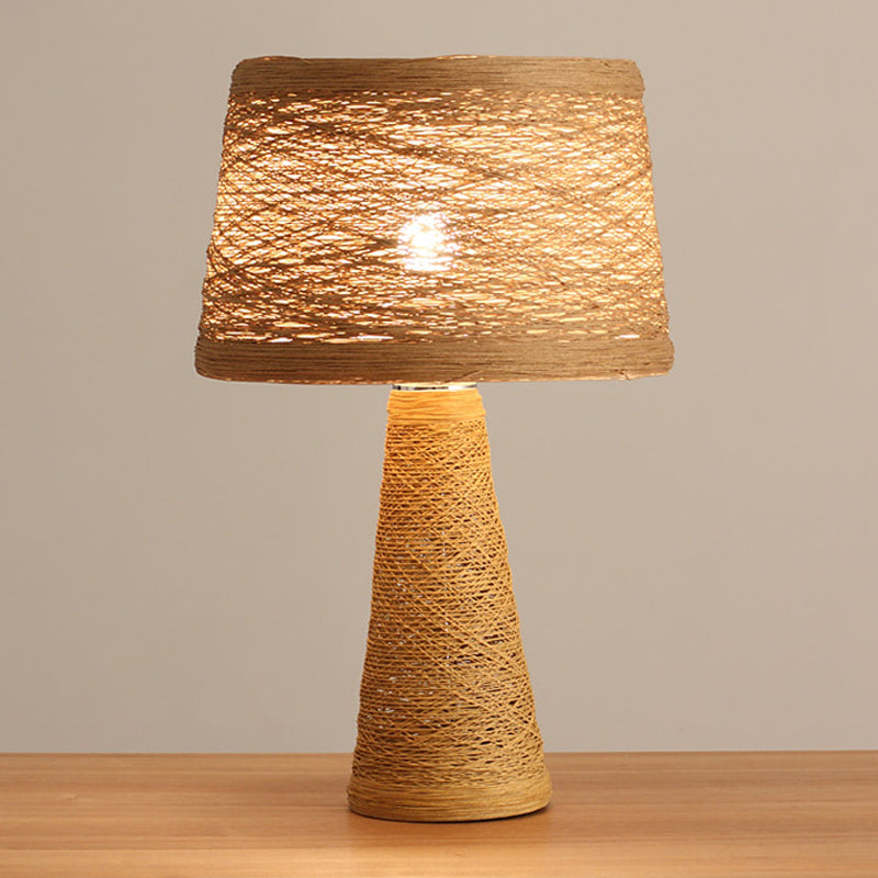 1 Bulbe Salle Bureau Light Style Asian White / Tan Reading Livre lampe avec ombre en rotin