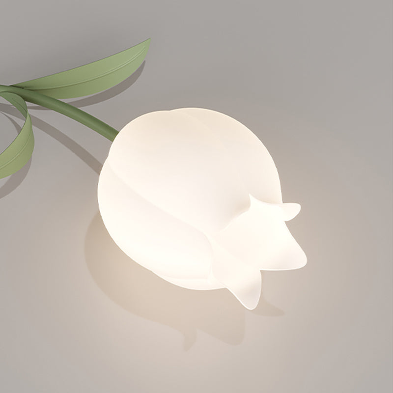 Modern LED Metal Flush Mount Flower Shape Ceiling Light with Plastic Shade for Living Room