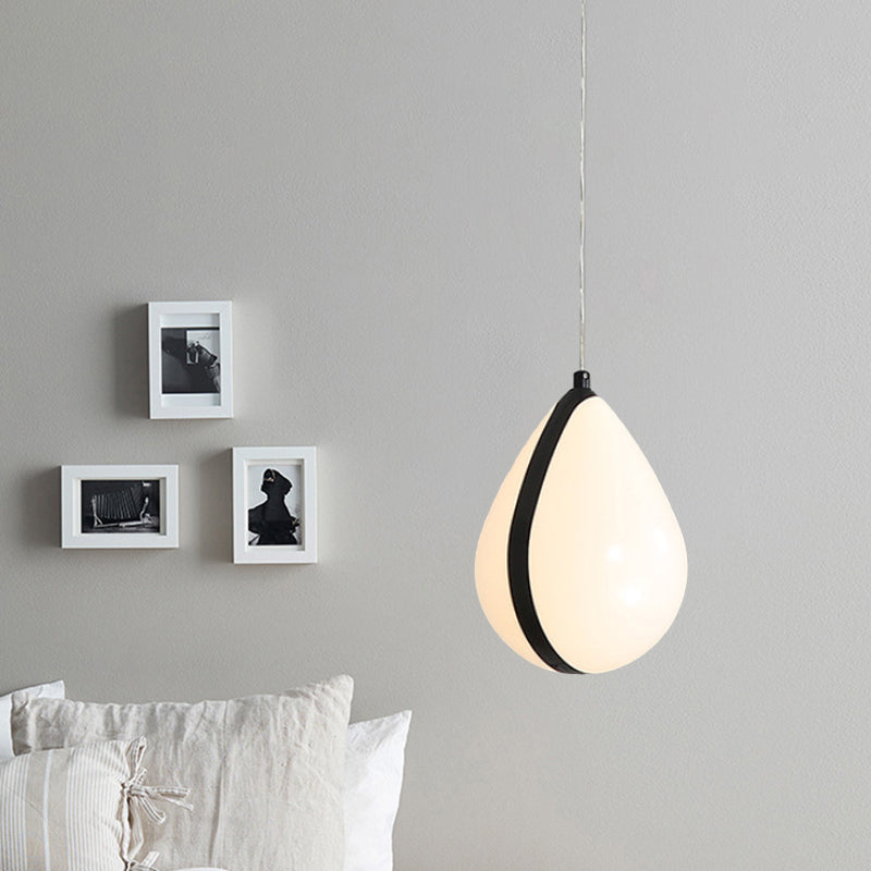 Goutte d'eau blanche et noire suspendue moderne 1 lumière acrylique LED Plafond pendentif en blanc / lumière chaude