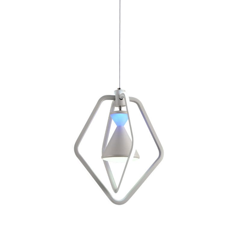 Cadre du pentagone blanc et sablier pendentif moderniste LED acrylique suspendu plafond pour salle à manger