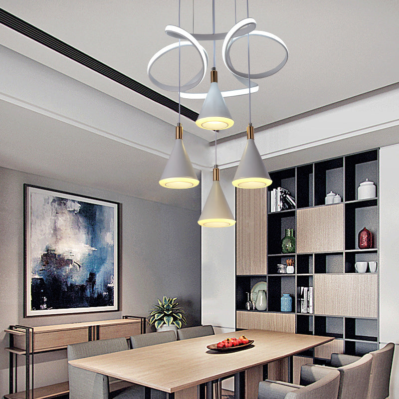 Cone acrylique multiples suspension de plafond de plafond à LED gris moderne 4-Light avec poutre à bande