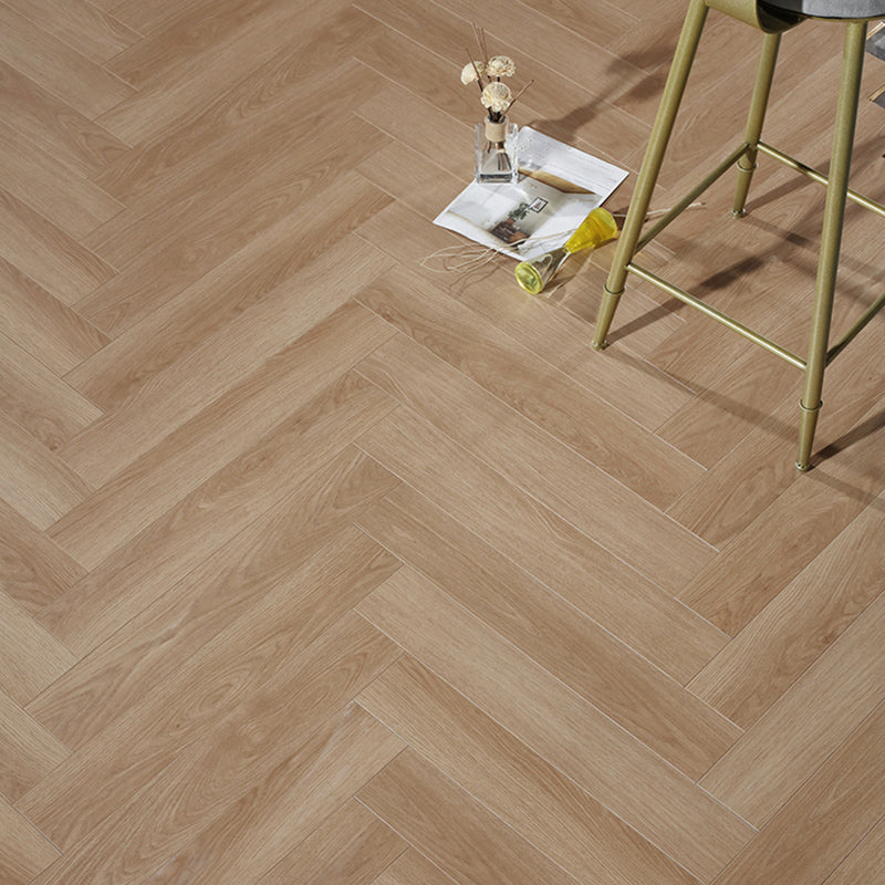 Traditional Flooring Planks Solid Wood Click-Locking Parquet Wooden Floor