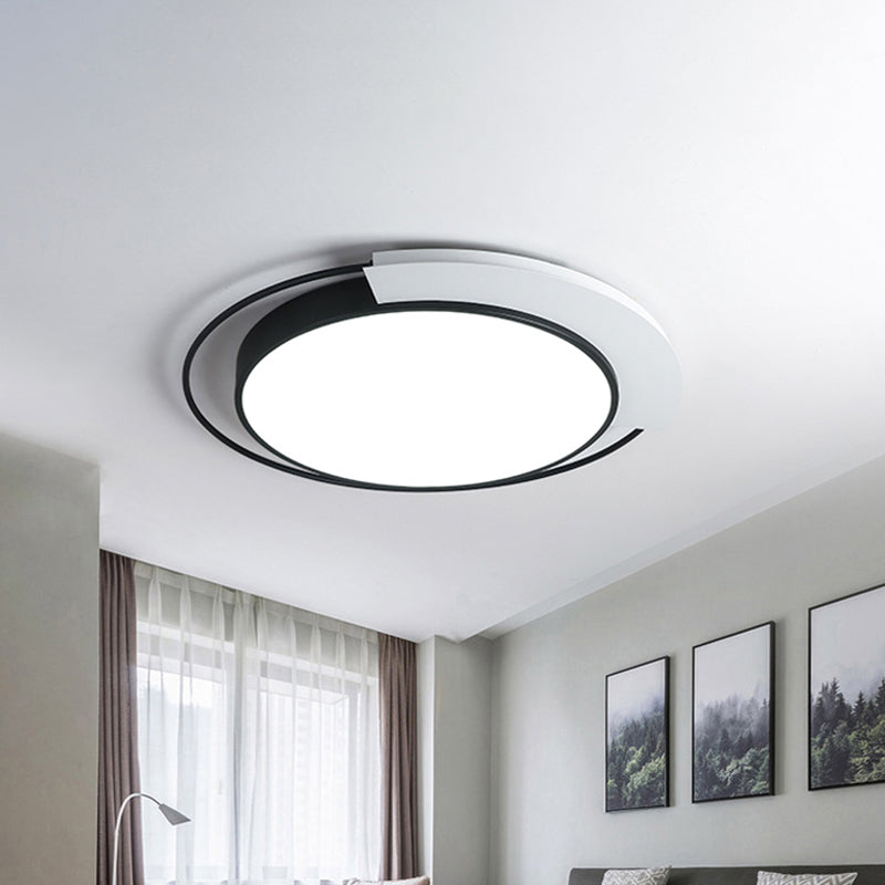 Round Metal Ceiling Flush Modernism White and Black LED Flush Mounted Light in White/Warm Light for Bedroom, 18"/21.5" W